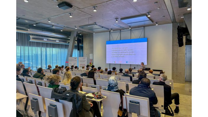 Die Feierstunde des Landesseminars fand am Campus Leverkusen statt.