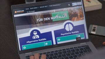 Auf einem Laptop geöffnete Website Normaleralsdudenkst.de (Image: Benedict Bremert / TH Köln )