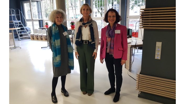 Von links nach rechts: Dr. Ursula Hehl, Prof. Dr. Sylvia Heuchemer, Dr. Ursula Hassel